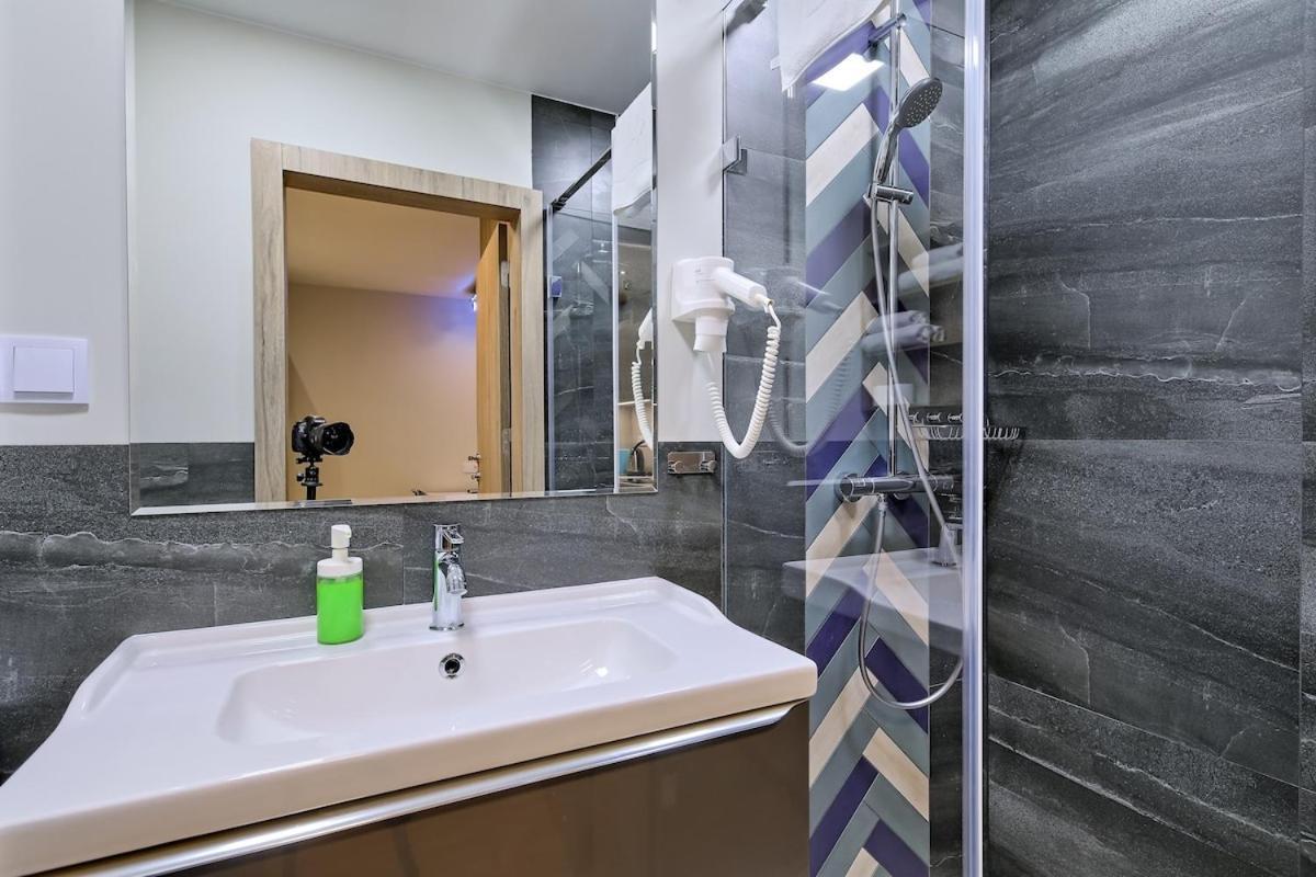 With Projector And Balcony Between Main Square And Kazimierz Quarter Apartament *